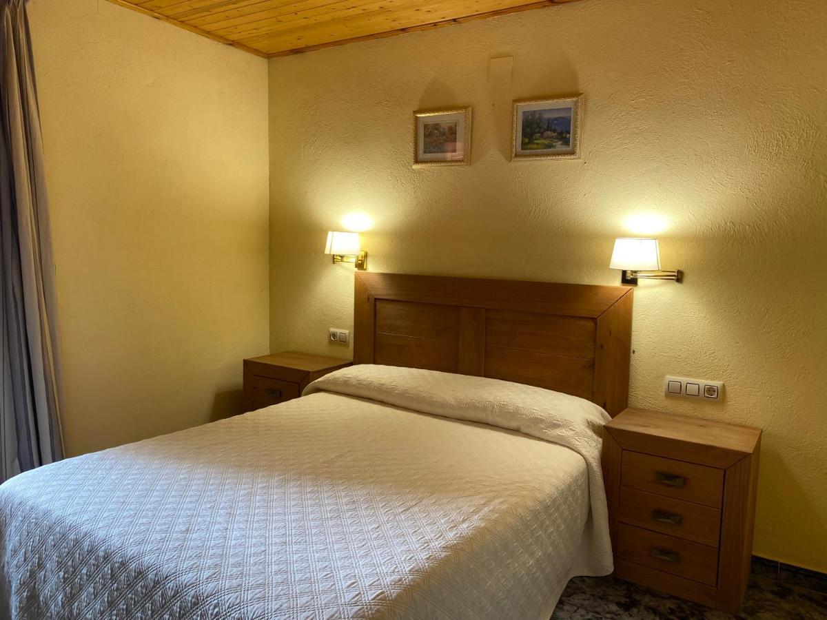 Hotel Rural Cal Amadeu Vilanova de Escornalbou Екстериор снимка