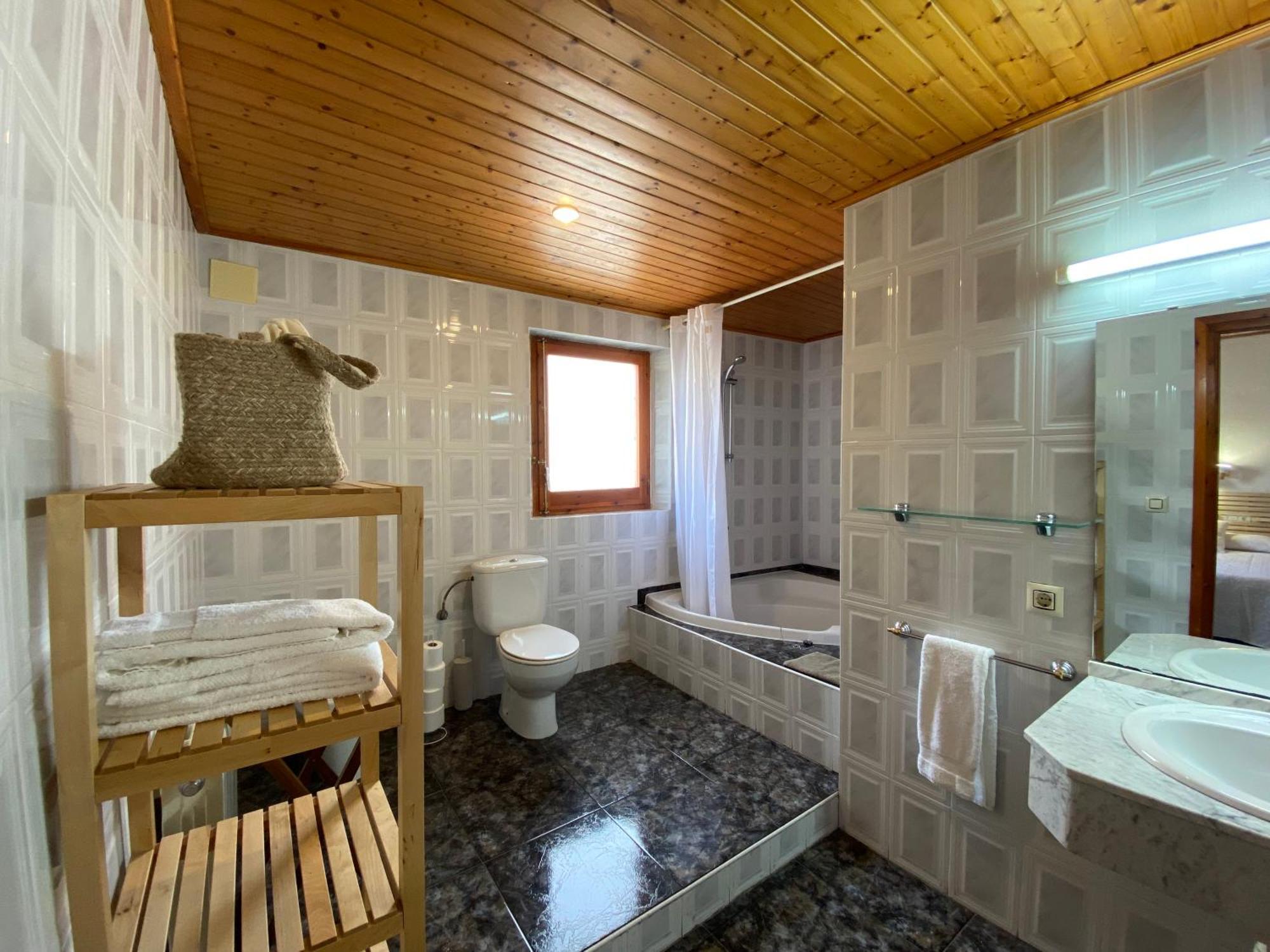 Hotel Rural Cal Amadeu Vilanova de Escornalbou Екстериор снимка